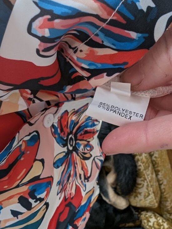 Cropped Rainbow Banana Bunch Button Down Shirt Size Large - Picture 4 of 4